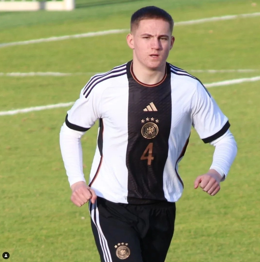 Julian Schuster im Kader der DFB U15 für die beiden Länderspiele gegen die Niederlande am 4. und 6. Mai in Assen